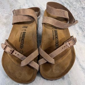 Birkenstock Yara Oiled Leather Tobacco sandals
